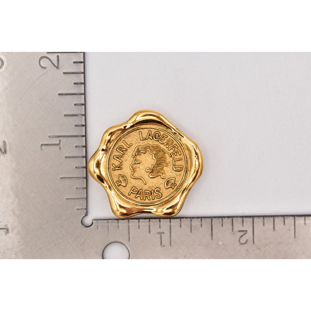 Karl Lagerfeld Vintage 1.25" Logo Seal Brooch Paris Medallion Gold Signed Bin5B - Picture 3 of 12